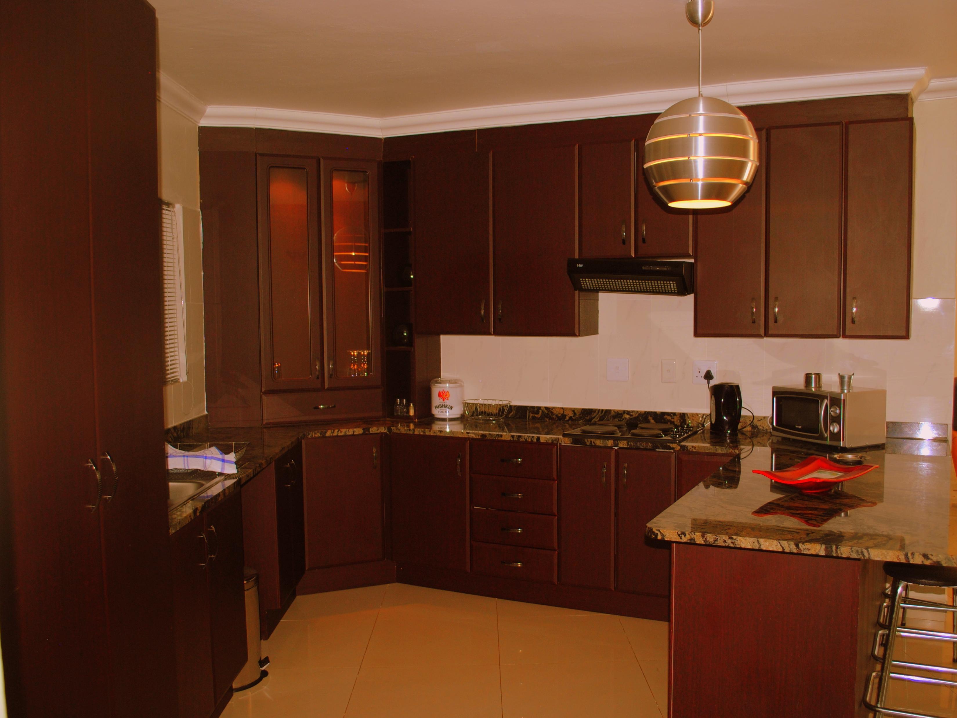 Palm Valley Inn And Day Spa Хартбееспоорт Екстериор снимка