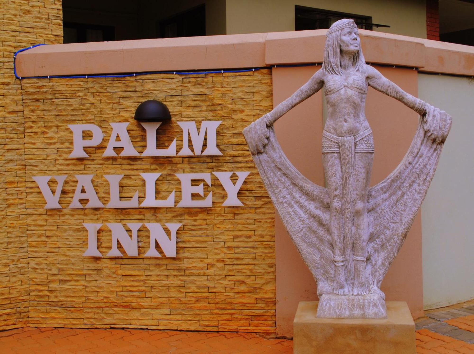 Palm Valley Inn And Day Spa Хартбееспоорт Екстериор снимка